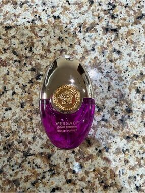 Versace Pour Femme Dylan Purple Bottle